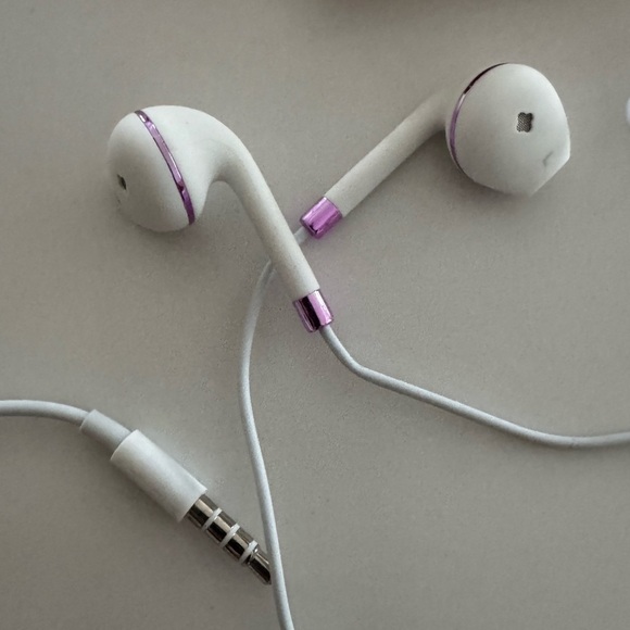 💥GIFT & Bling Crystal AirPod Protective CaseCrystal Charm Wristlet - Picture 5 of 10